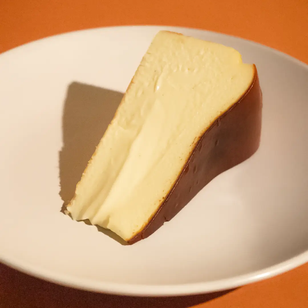 Hikari Cafe Molten Basque Cheesecake - Signature Japanese dessert available for delivery in Bangkok
